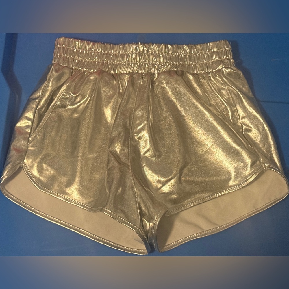 Women’s silver shiny shorts Size S (fits 2-4) Like New!